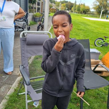 Foto 4 van 10 bij het verslag van Burendag 2026