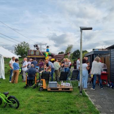 Foto 8 van 10 bij het verslag van Burendag 2026