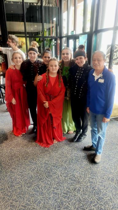 Foto 3 van 4 bij het verslag van Bezoek aan voorstelling van jeugdtheater Quint
