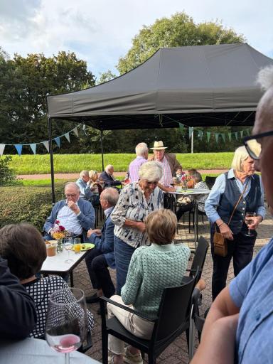 Heerlijk in de najaars-zon